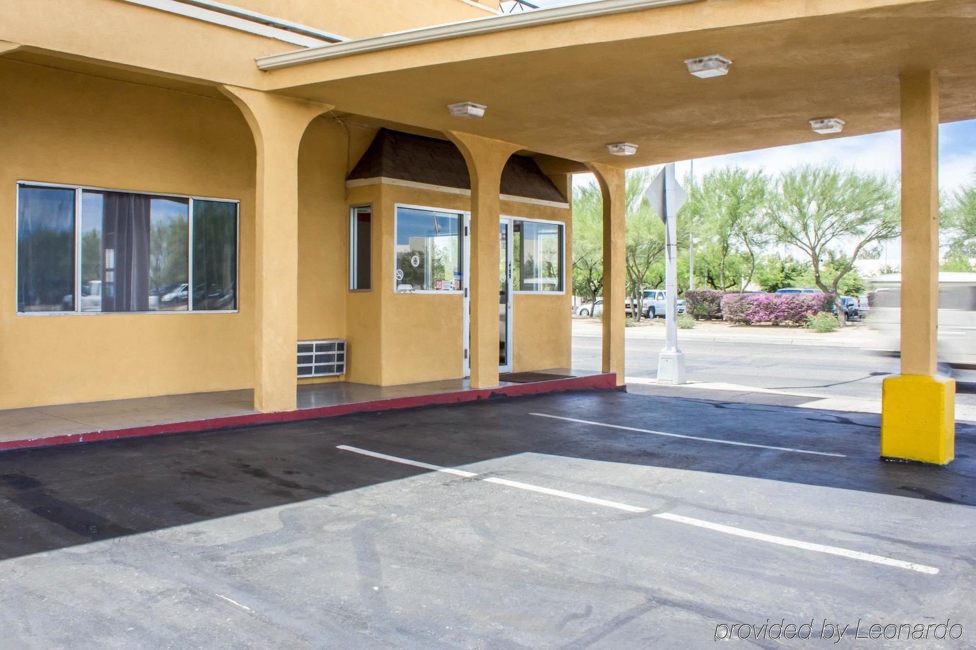 Econo Lodge Тусон Екстериор снимка