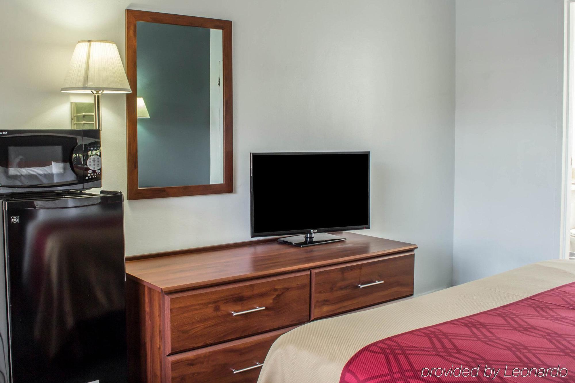 Econo Lodge Тусон Екстериор снимка