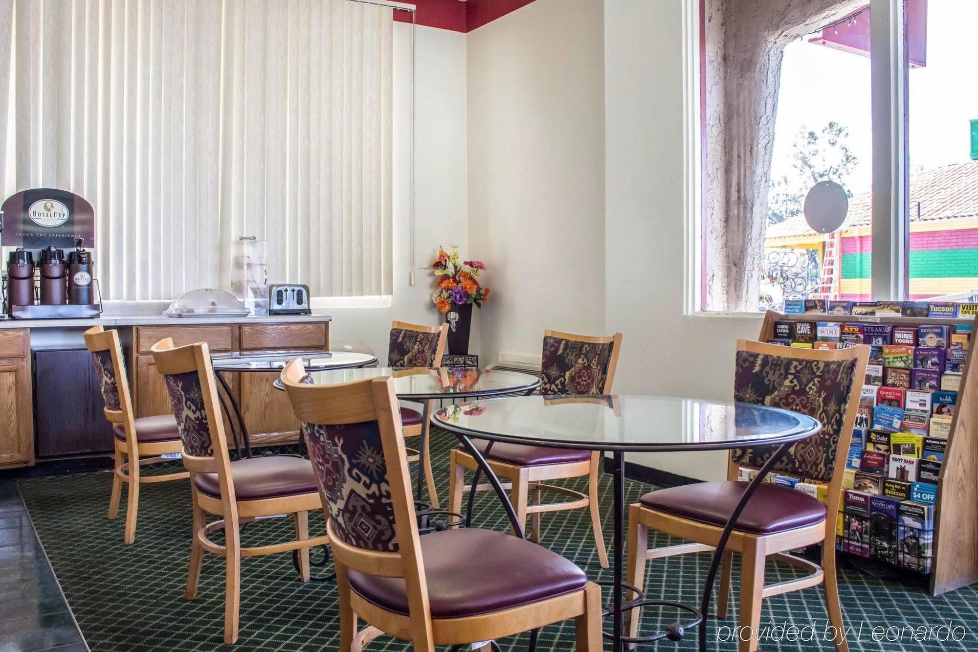 Econo Lodge Тусон Екстериор снимка