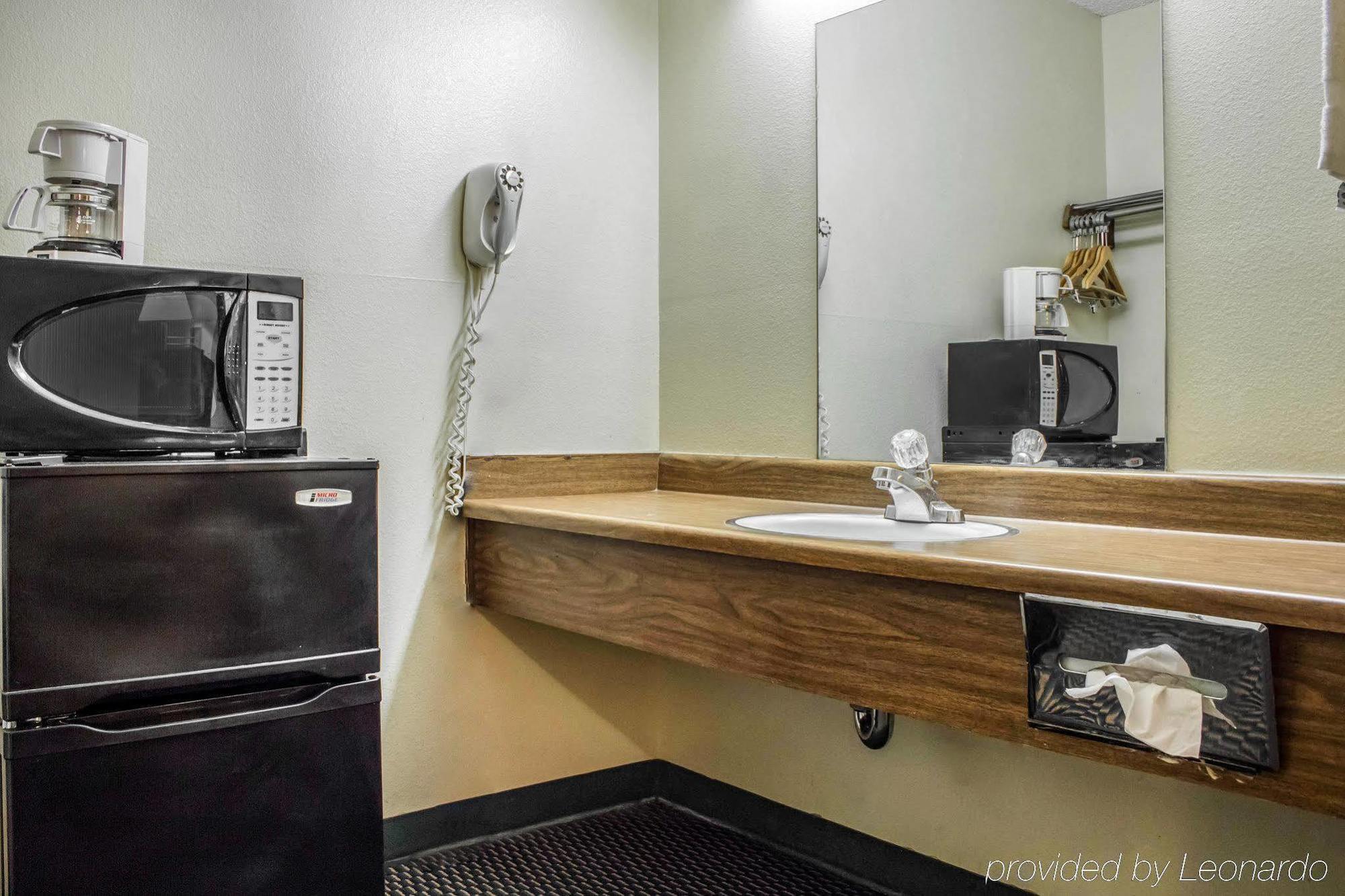 Econo Lodge Тусон Екстериор снимка