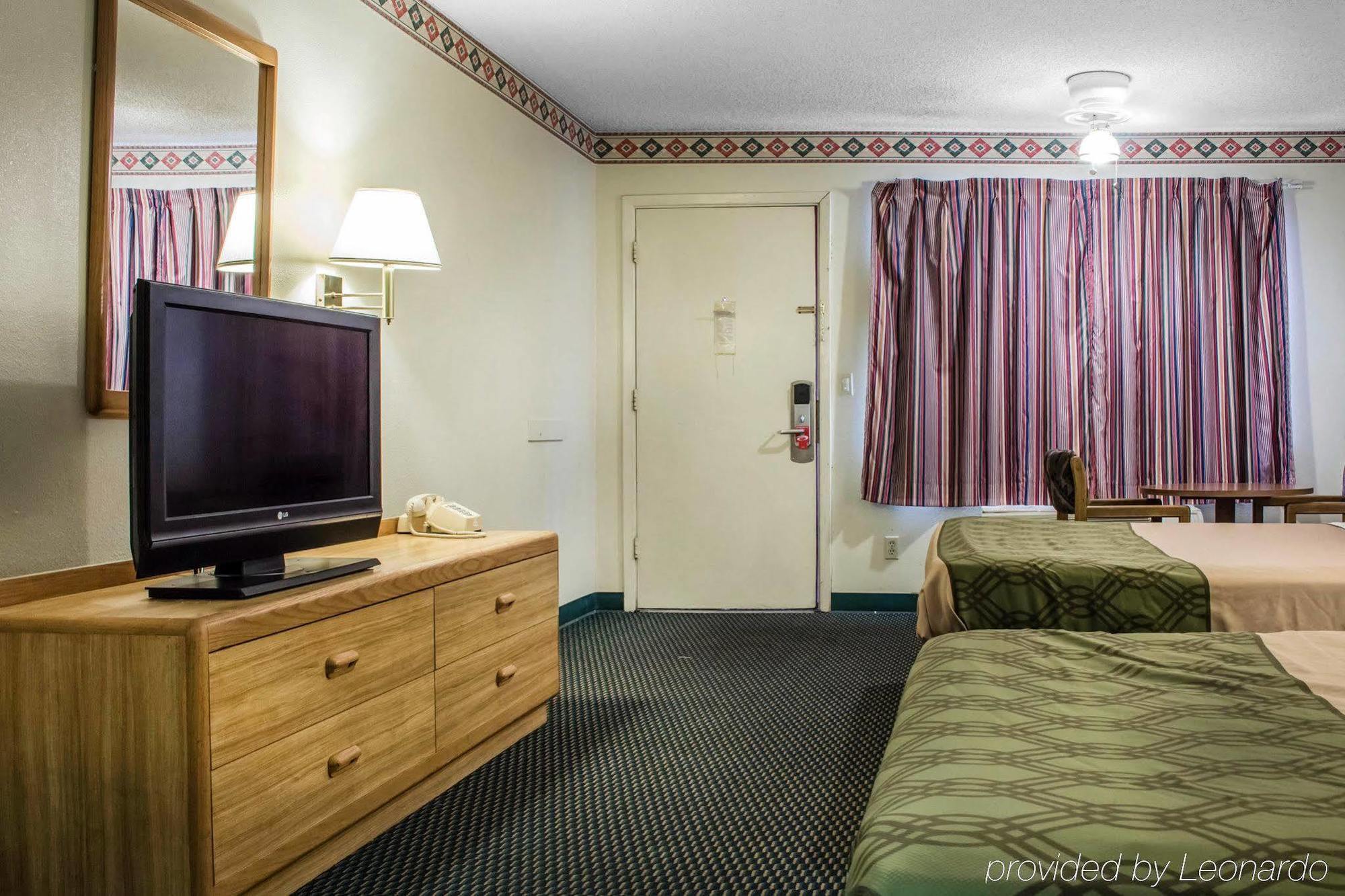 Econo Lodge Тусон Екстериор снимка