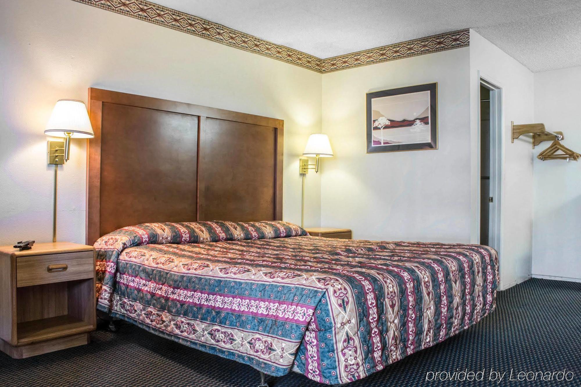 Econo Lodge Тусон Екстериор снимка