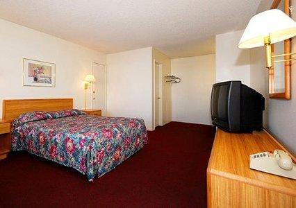 Econo Lodge Тусон Екстериор снимка